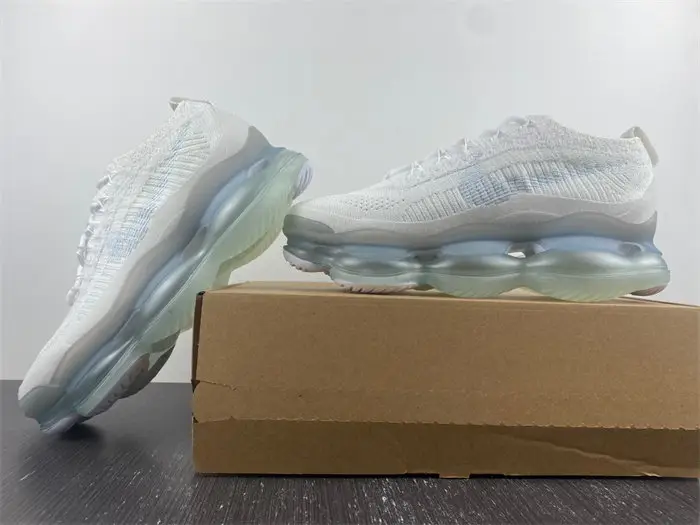 Nike Air Max Scorpion FK White Football Grey 