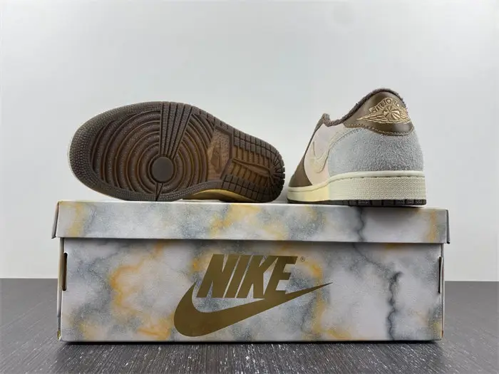 Air Jordan 1 Low Year Of The Rabbit 