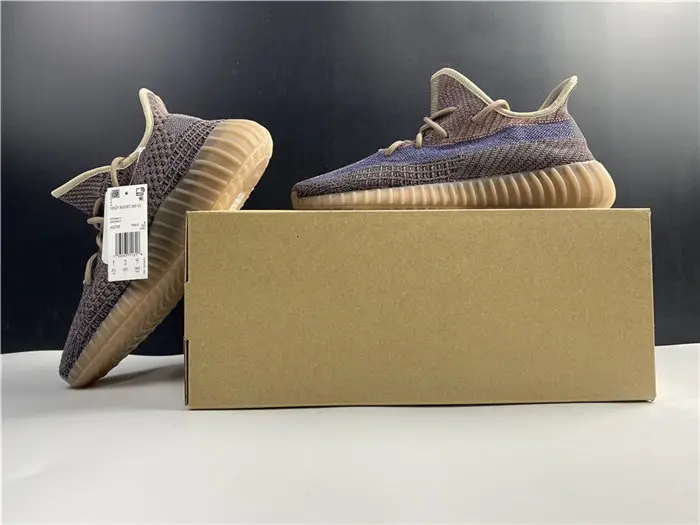 adidas Yeezy Boost 350 V2 Fade 