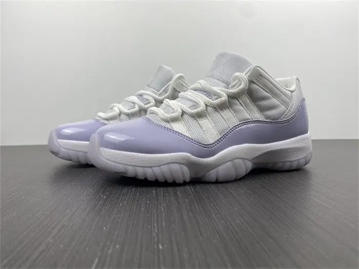 Jordan 11 Retro Low Pure Violet AH 