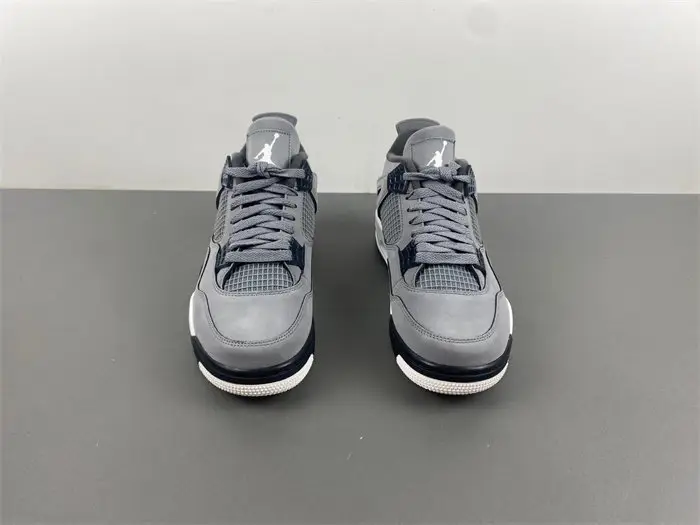 Air Jordan 4