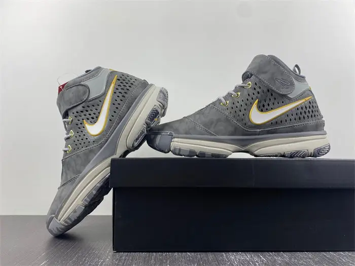 Nike Kobe 2 Prelude 
