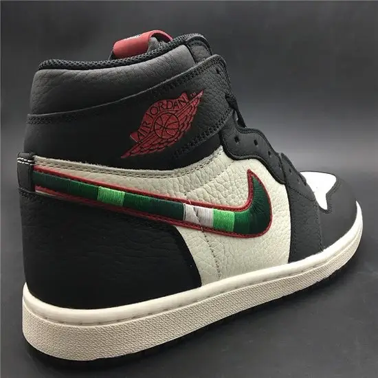 AIR JORDAN 1 RETRO HIGH 
