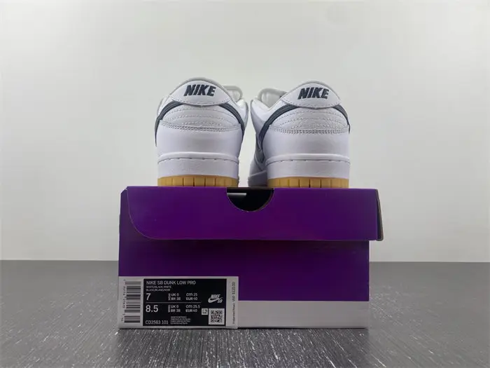Nike SB Dunk 