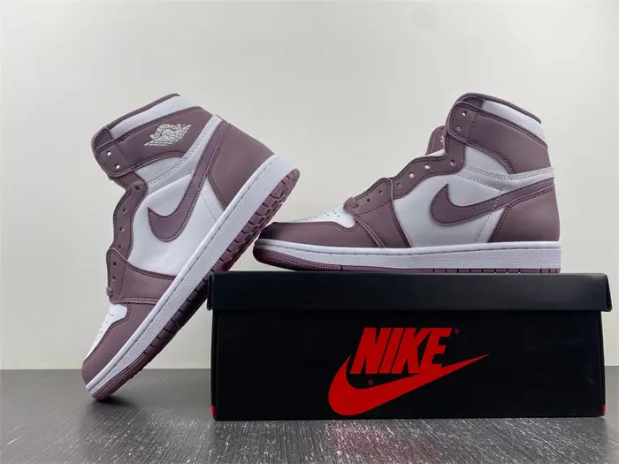 Jordan 1 Retro High OG Sky J Mauve 
