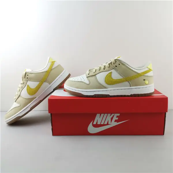 NIKE DUNK LOW LEMON DROP (W) - 