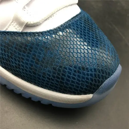 Air Jordan 11 Low 
