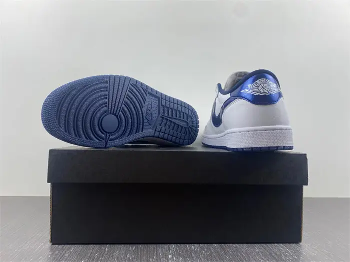 Jordan 1 Retro Low Metallic Blue 