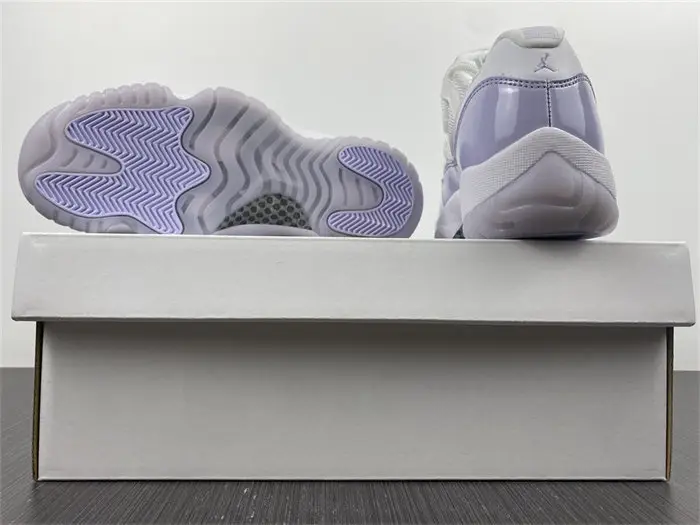 Jordan 11 Retro Low Pure Violet AH 