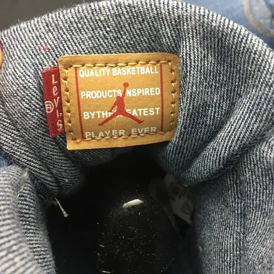 Air Jordan 11 