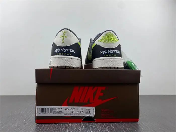 Air Jordan 1 Retro Low 