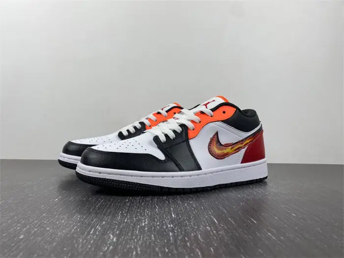 Air Jordan 1 Low GS 