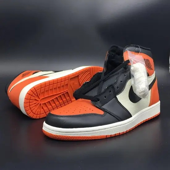 AIR JORDAN 1 RETRO HIGH 