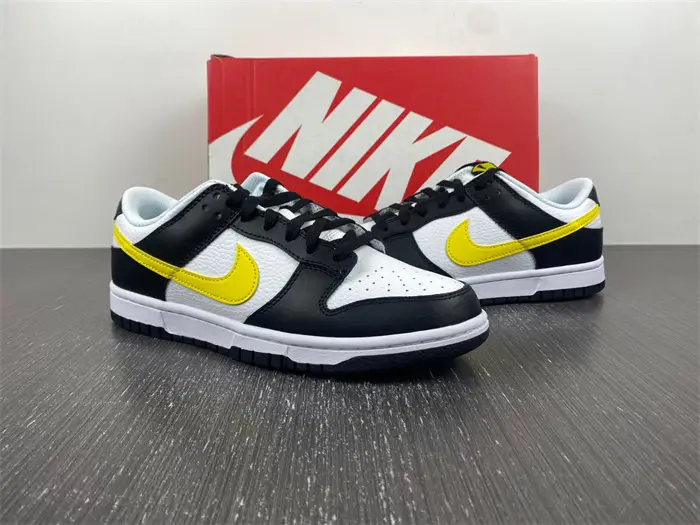 Nike Dunk Low 