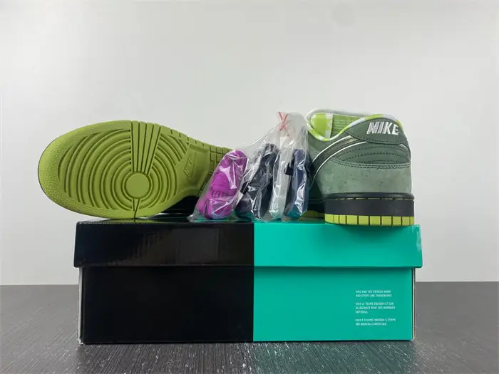 Nike SB Dunk Low Concepts Green Lobster 