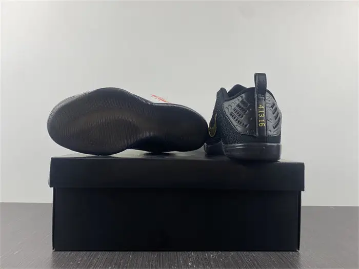 Nike Kobe 11 Elite Low Black Mamba Collection Fade to Black 