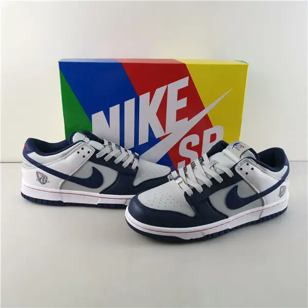 Nike Dunk Low EMB NBA 75th Anniversary Brooklyn Nets 