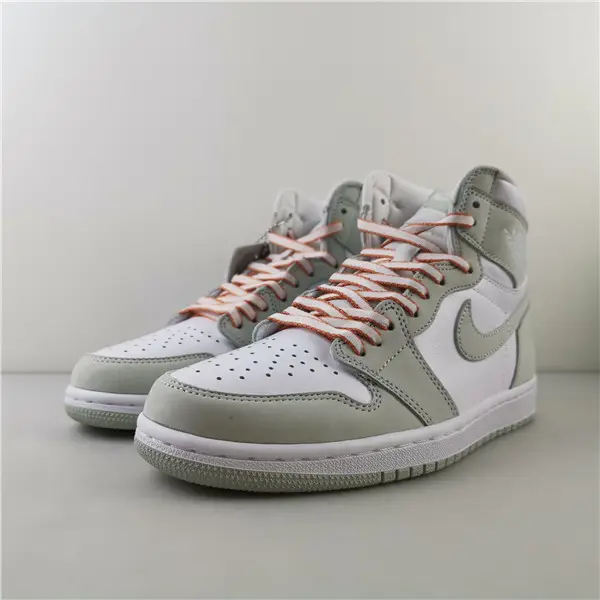 AIR JORDAN 1 HIGH SEAFOAM ORANGE 
