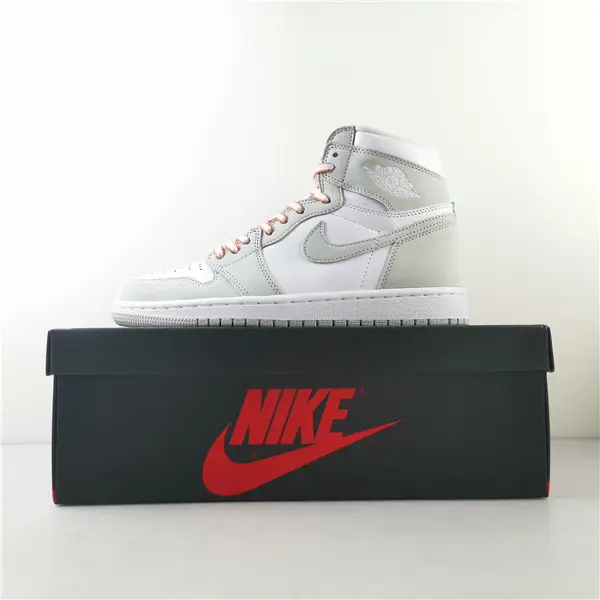 AIR JORDAN 1 HIGH SEAFOAM ORANGE 