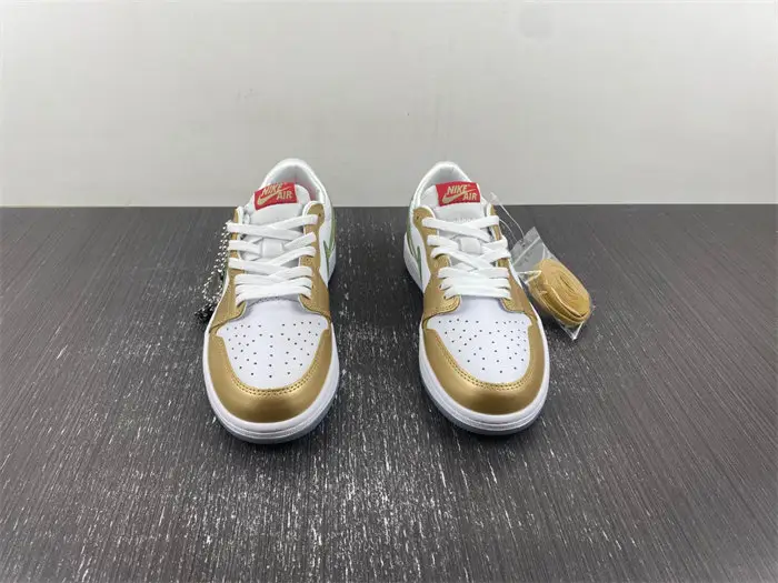 Air Jordan 1 Low OG 