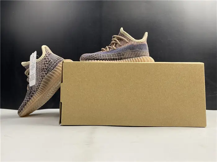 adidas Yeezy Boost 350 V2 Fade  EDCB474