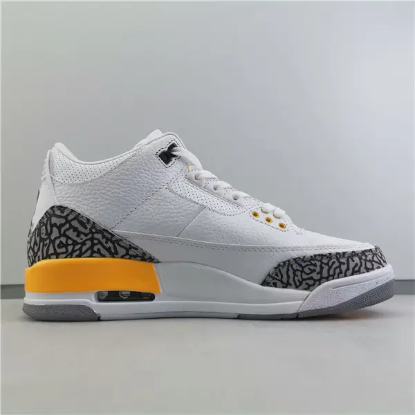 AIR JORDAN 3 