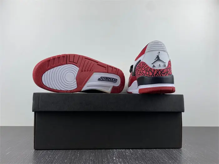 Jordan Legacy 312 Low Chicago Red 