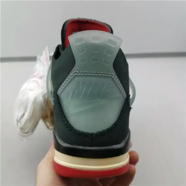 OFF-WHITE x Air Jordan 4 