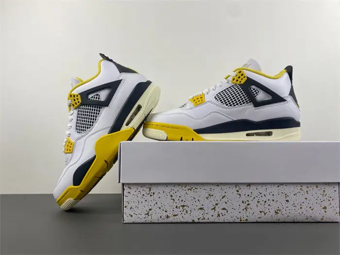 Air Jordan 4 