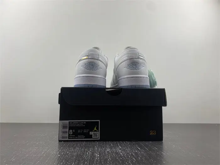Air Jordan 1 Low 