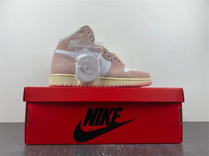 Air Jordan 1 High OG 