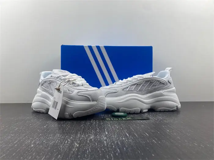 adidas  AEAF1156