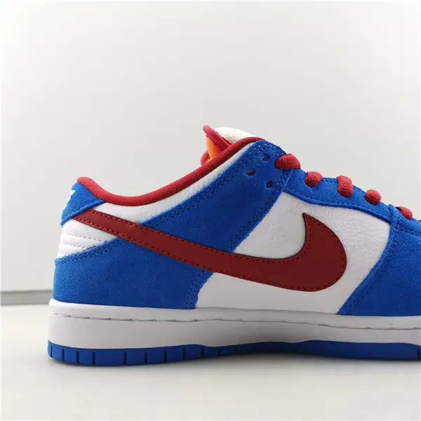 NIKE SB DUNK 