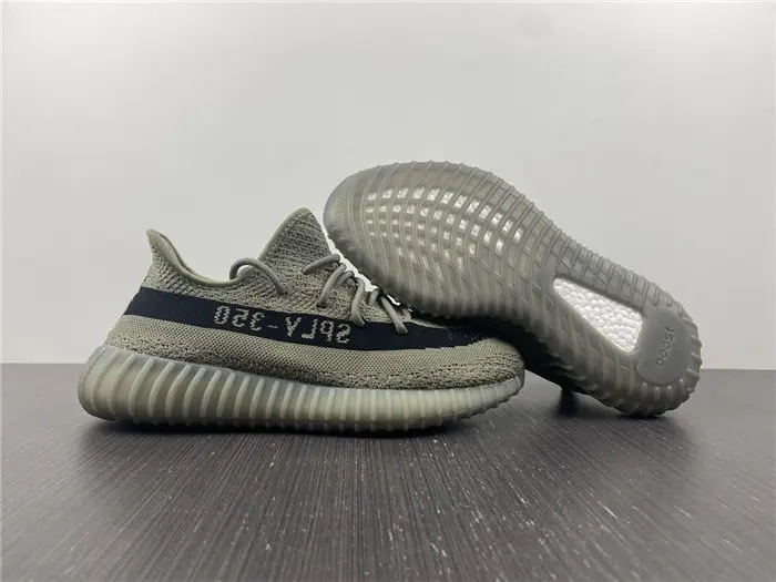 Adidas Yeezy 350 V2 