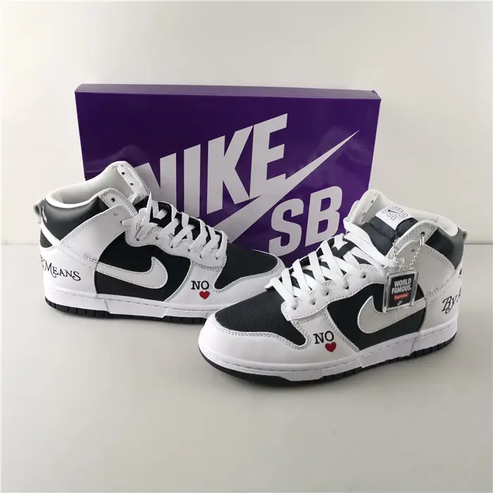Supreme x Nike SB Dunk High QS 
