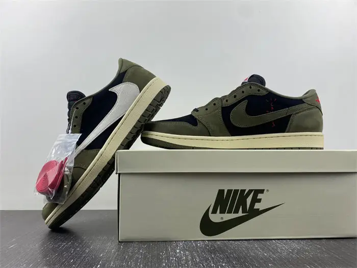 TS x AJ1 Travis Scott x Air Jordan 1 Low OG 