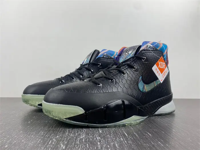 NIKE ZOOM KOBE 