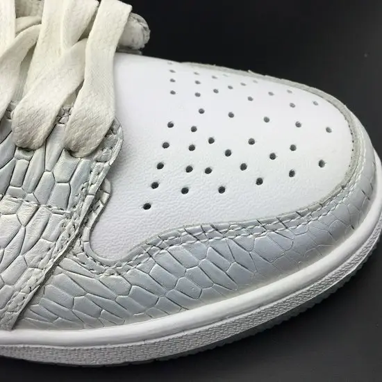 UA Air Jordan 1 Retro High GS 'Frost 
