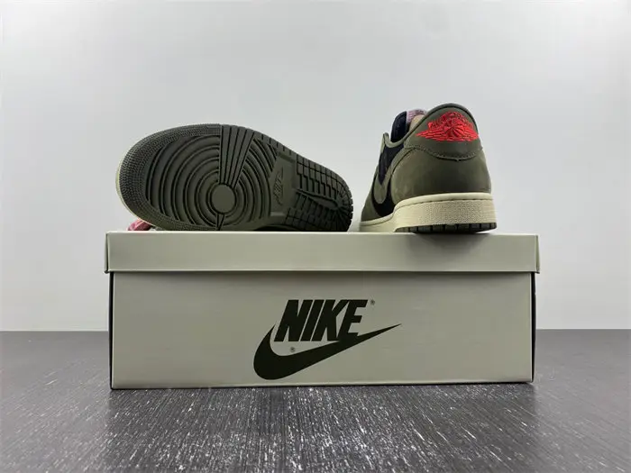 TS x AJ1 Travis Scott x Air Jordan 1 Low OG 