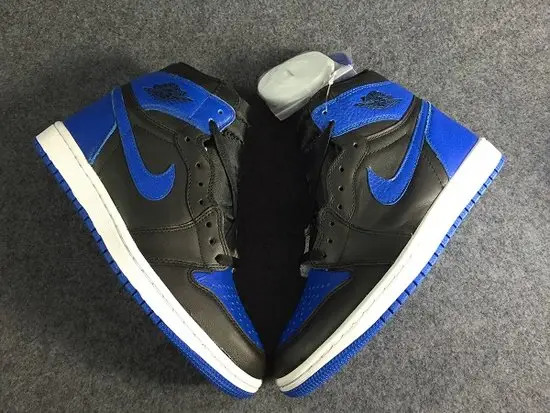 AIR JORDAN 1 RETRO HIGH 