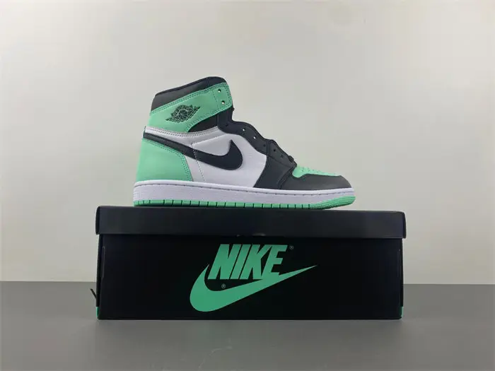 Air Jordan 1 High OG 