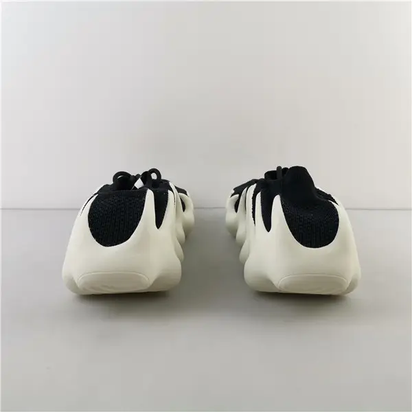 ADIDAS YEEZY 450 CLOUD BLACK 