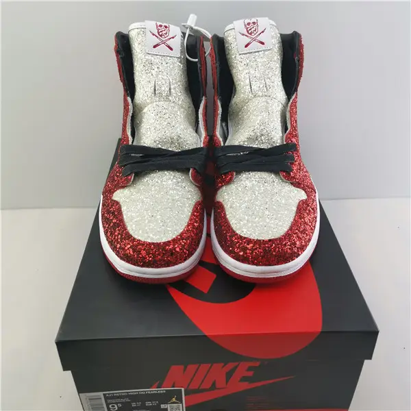 Air Jordan 1 High The North Pole Chicago 