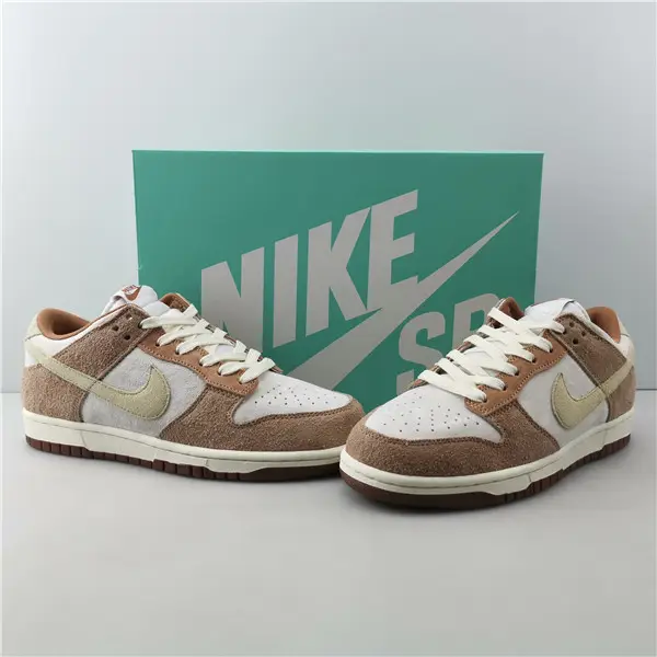 NIKE SB DUNK LOW PRM 