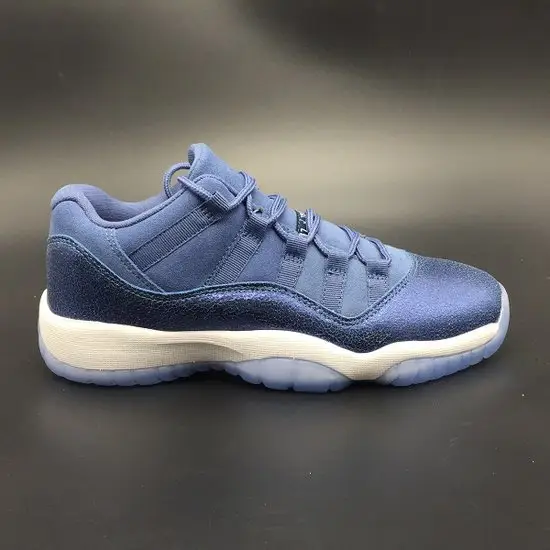 Air Jordan 11 Low GS 'Blue Moon' 