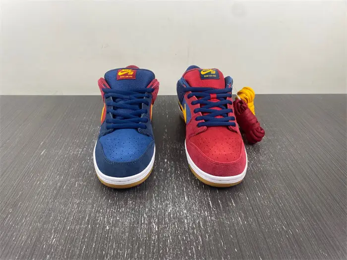 Nike SB Dunk Low Barcelona 