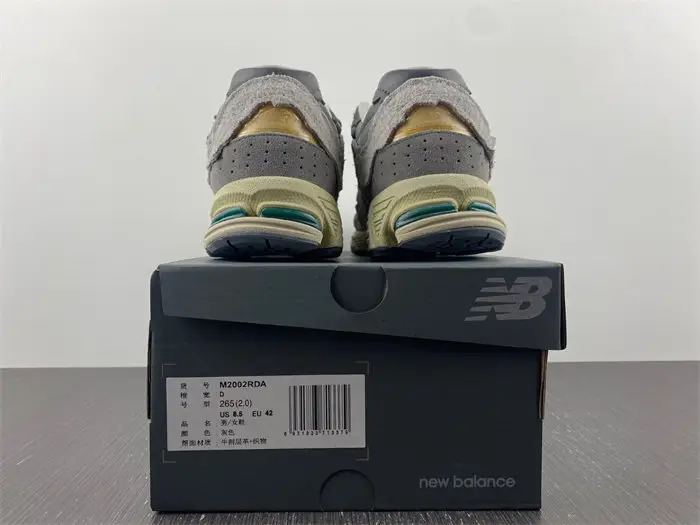 New Balance 2002R Protection Pack Rain Cloud 