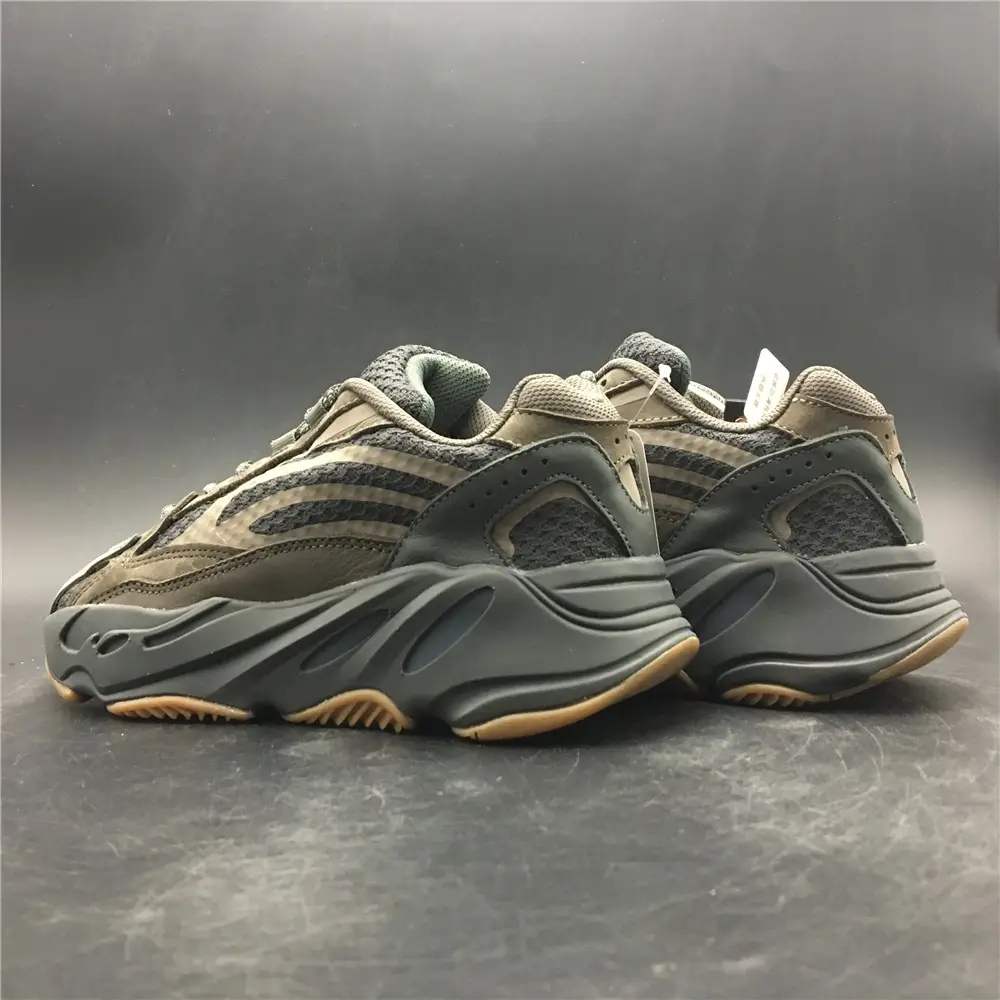 ADIDAS YEEZY BOOST 700 V2 GEODE 