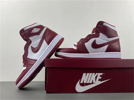 Air Jordan 1 High OG 