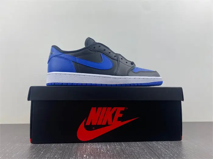 Jordan 1 Retro Low Royal 